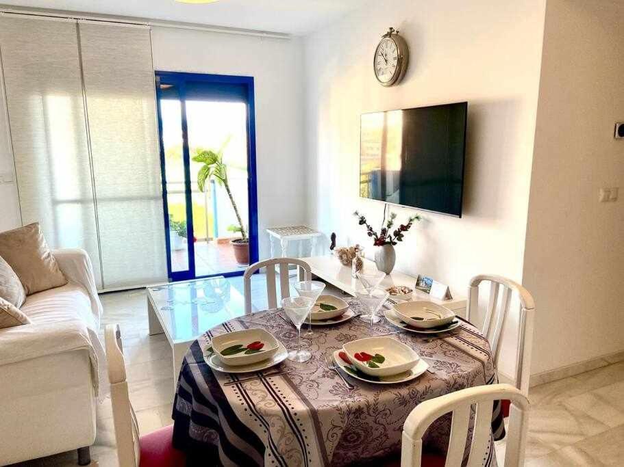 Apartamento Rocio By Solymar Holiday Торе дел Мар Екстериор снимка